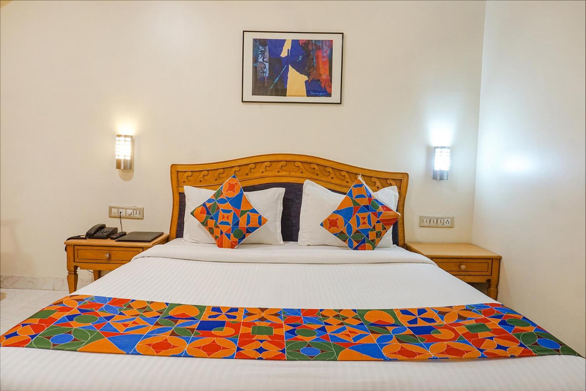The Ambassador Hotel Pune Exterior photo